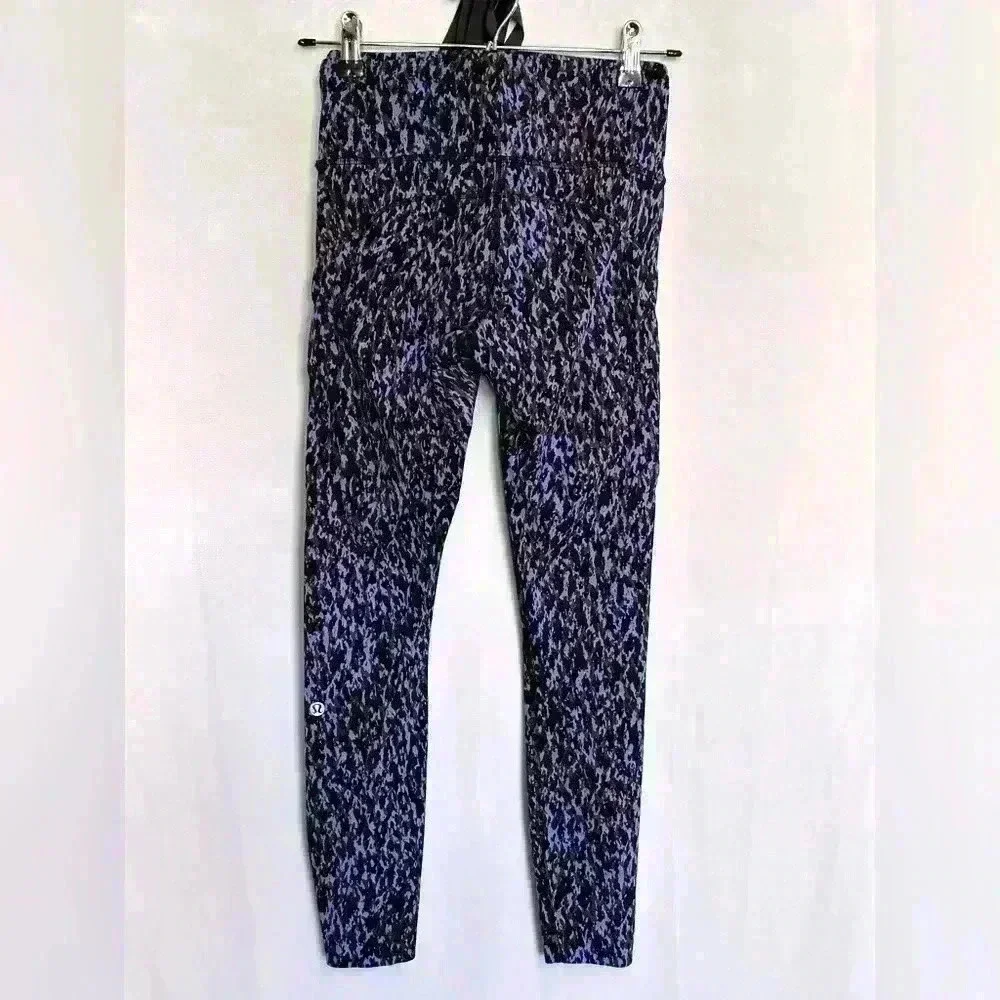 Lululemon Fast and Free High Rise Running Tight II 25” Size 4 - Picture 1 of 8
